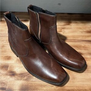 NWOT~Rockport Men's Traviss Zip Boot Brown Leather~ Size: 8.5 W